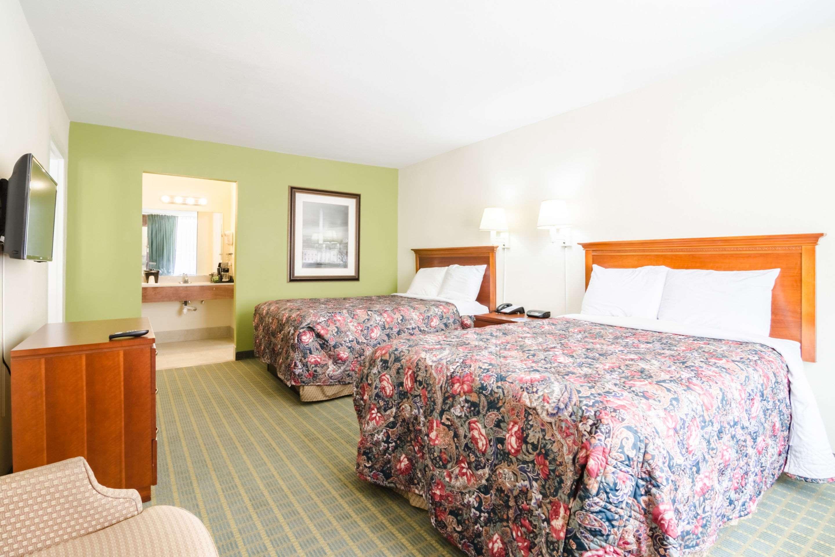 Oyo Hotel Greensboro East I 40 Exterior foto