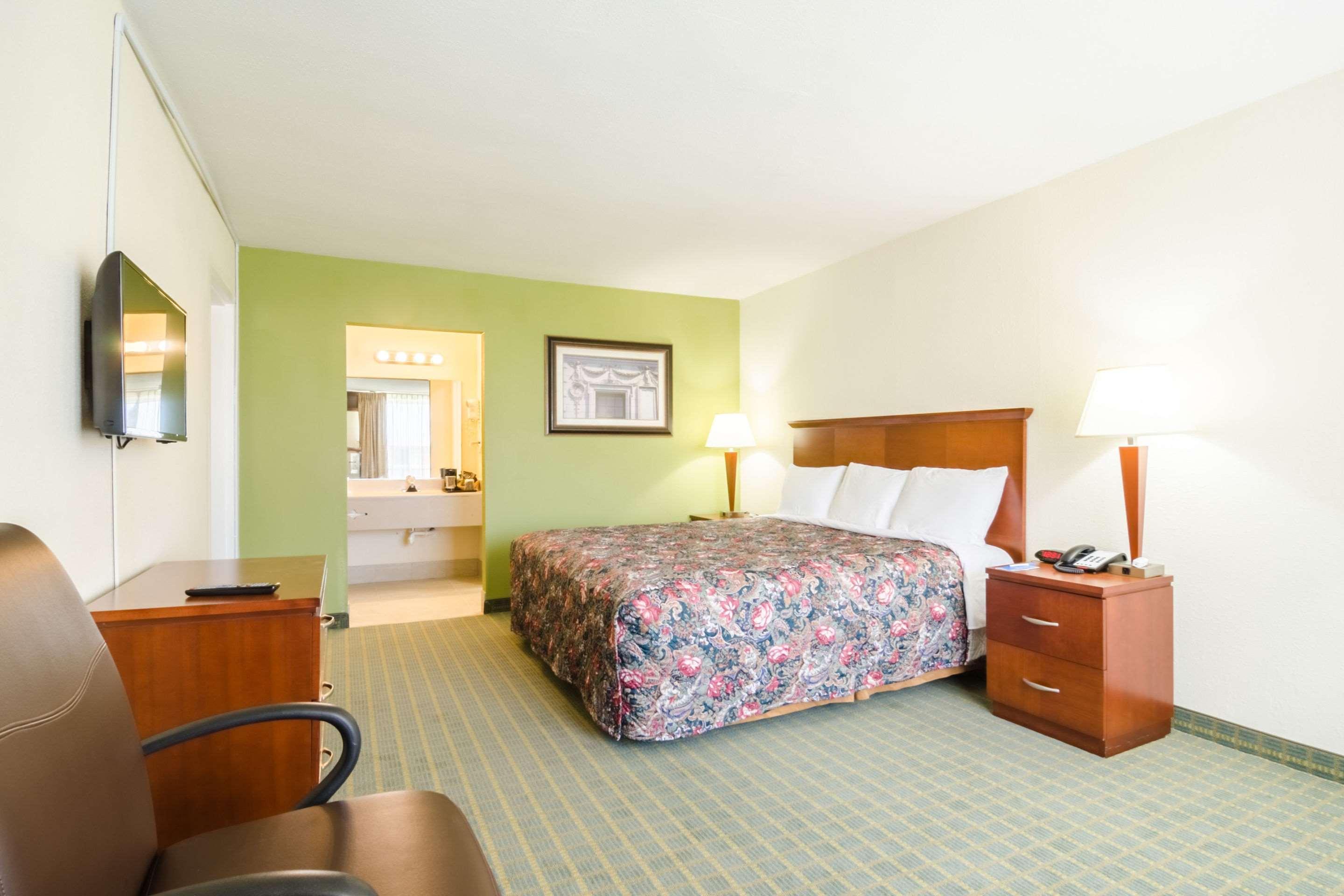 Oyo Hotel Greensboro East I 40 Exterior foto